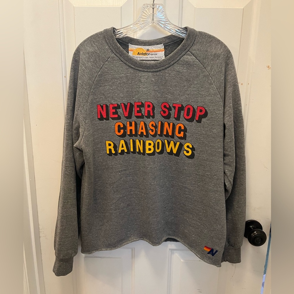 ‼️ALTERED‼️ 🌈 LIKE NEW AVIATOR NATION “NEVER STOP CHASING RAINBOWS” CREW - SZ M